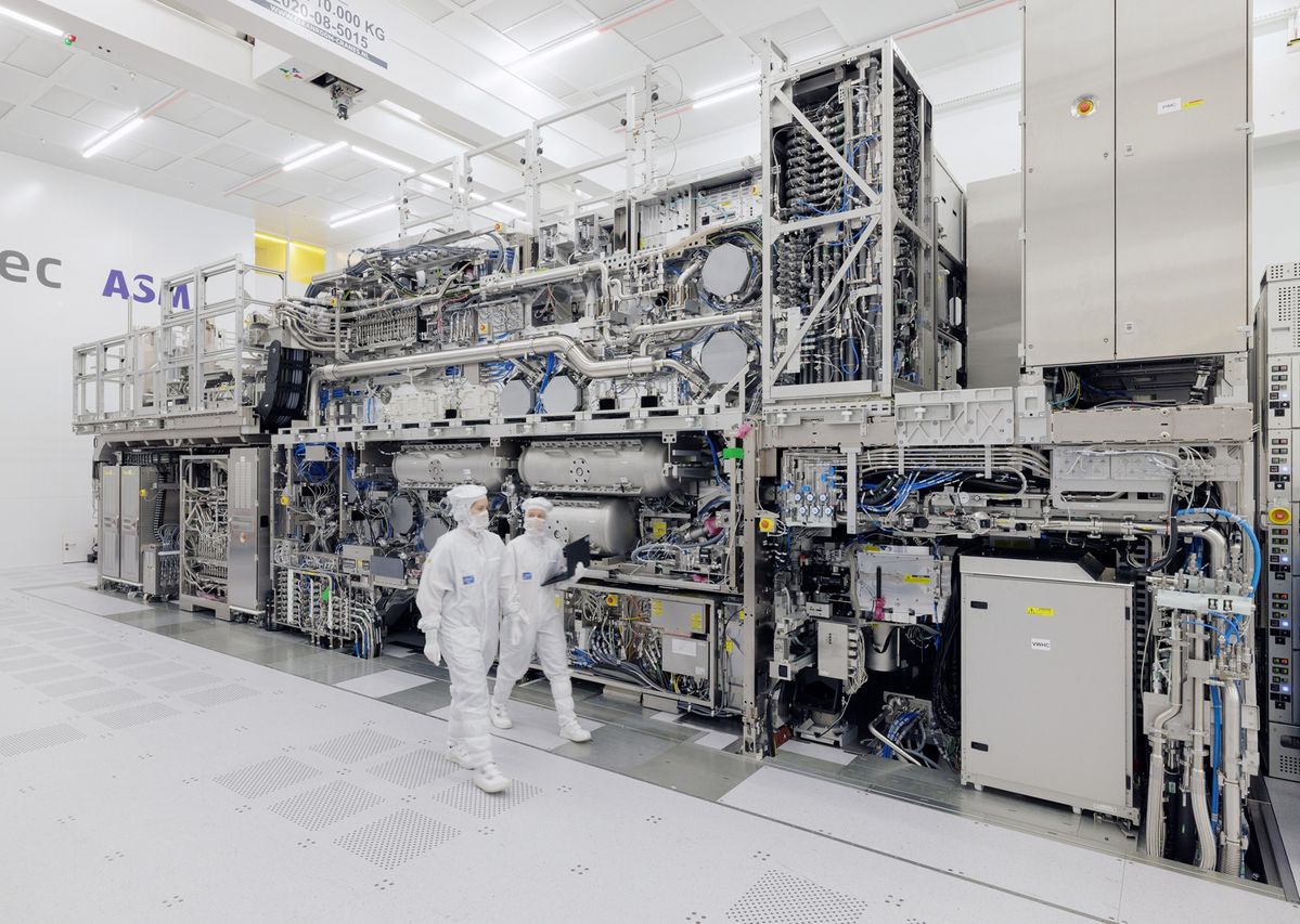 Modern factory floor with connected manufacturing operations